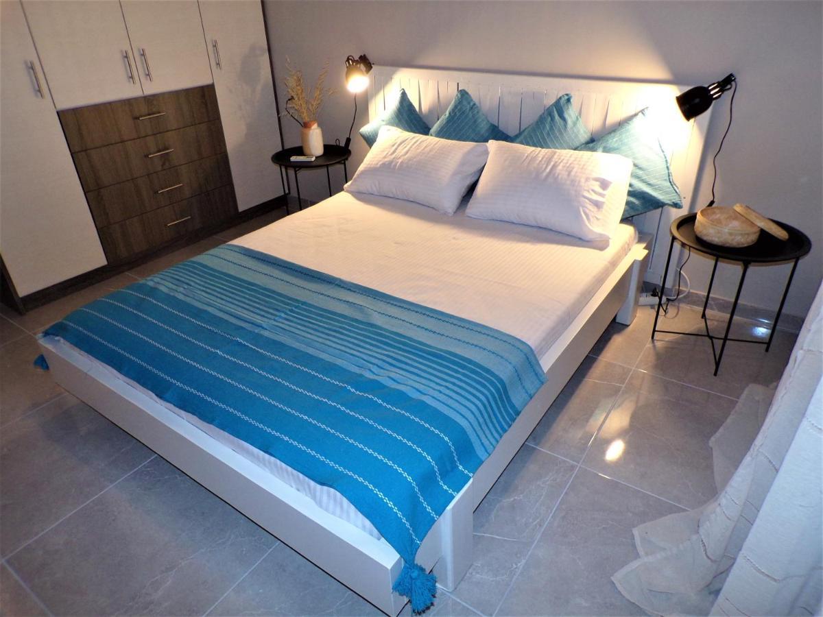 Artemis Suites Волос Экстерьер фото